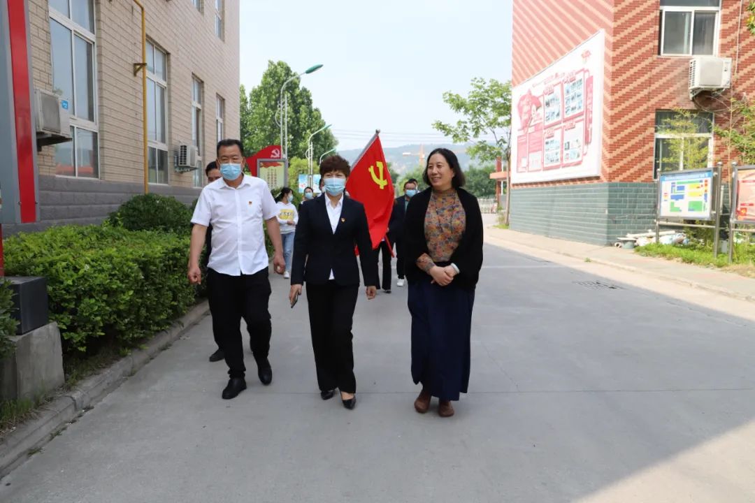 黨建引領(lǐng)丨中共三味奇公司黨支部與中國(guó)郵政儲(chǔ)蓄銀行股份有限公司三門(mén)峽市分行第一黨支部舉辦黨建共建活動(dòng)